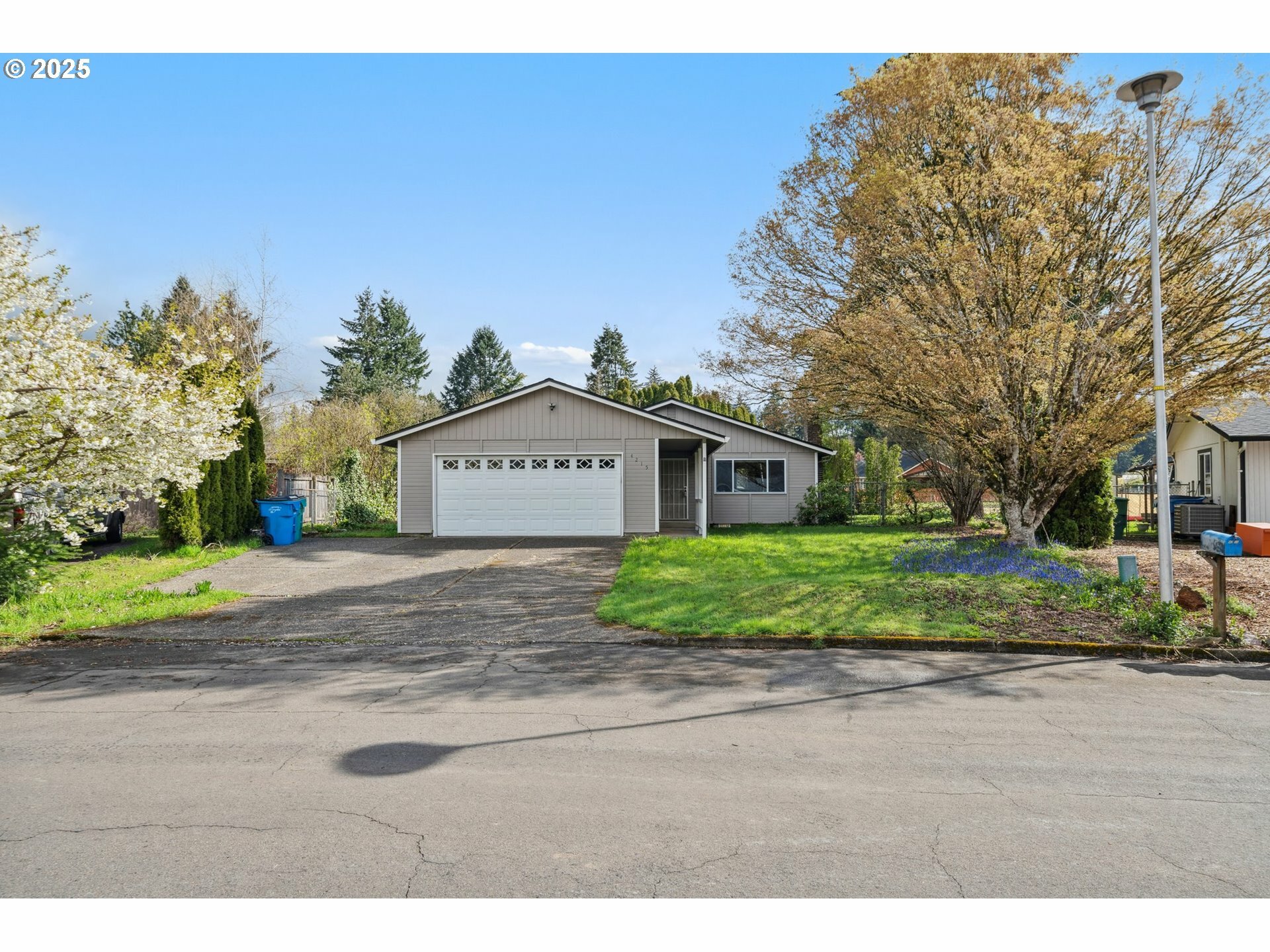 Property Photo: 4215 NE 141st Ave WA 98682