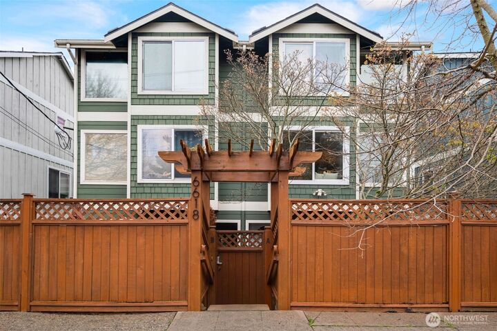 6618  Corson Avenue S A  Seattle WA 98018 photo