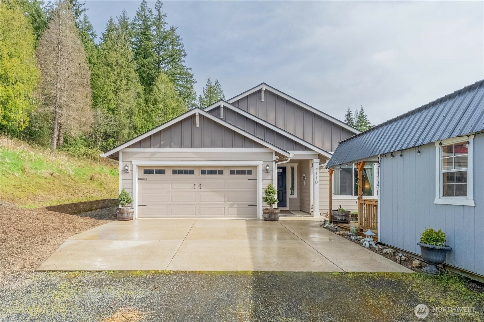 Property Photo: 110 Axis Road WA 98611