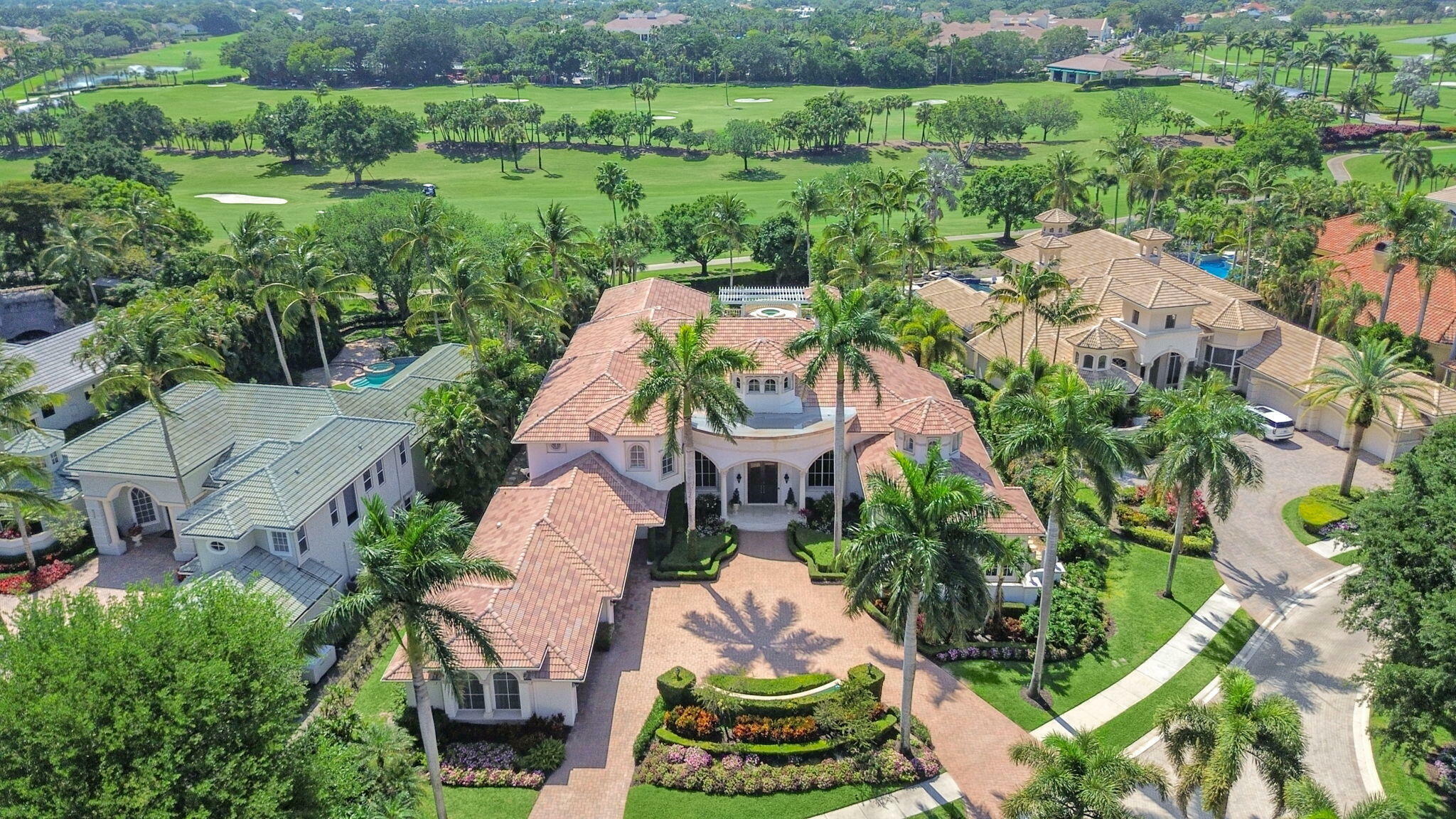 Property Photo: 215 Grand Pointe Drive FL 33418