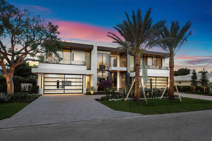 Property Photo:  2172 W Maya Palm Drive  FL 33432 