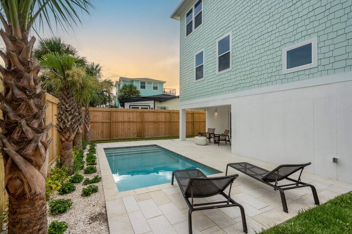 Property Photo:  9 13th St  FL 32080 