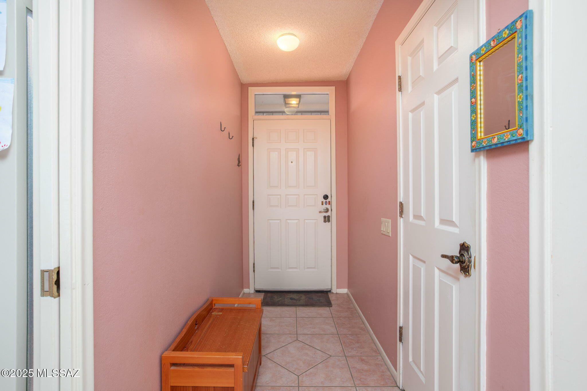 Property Photo: 832 W Calle Del Regalo AZ 85614