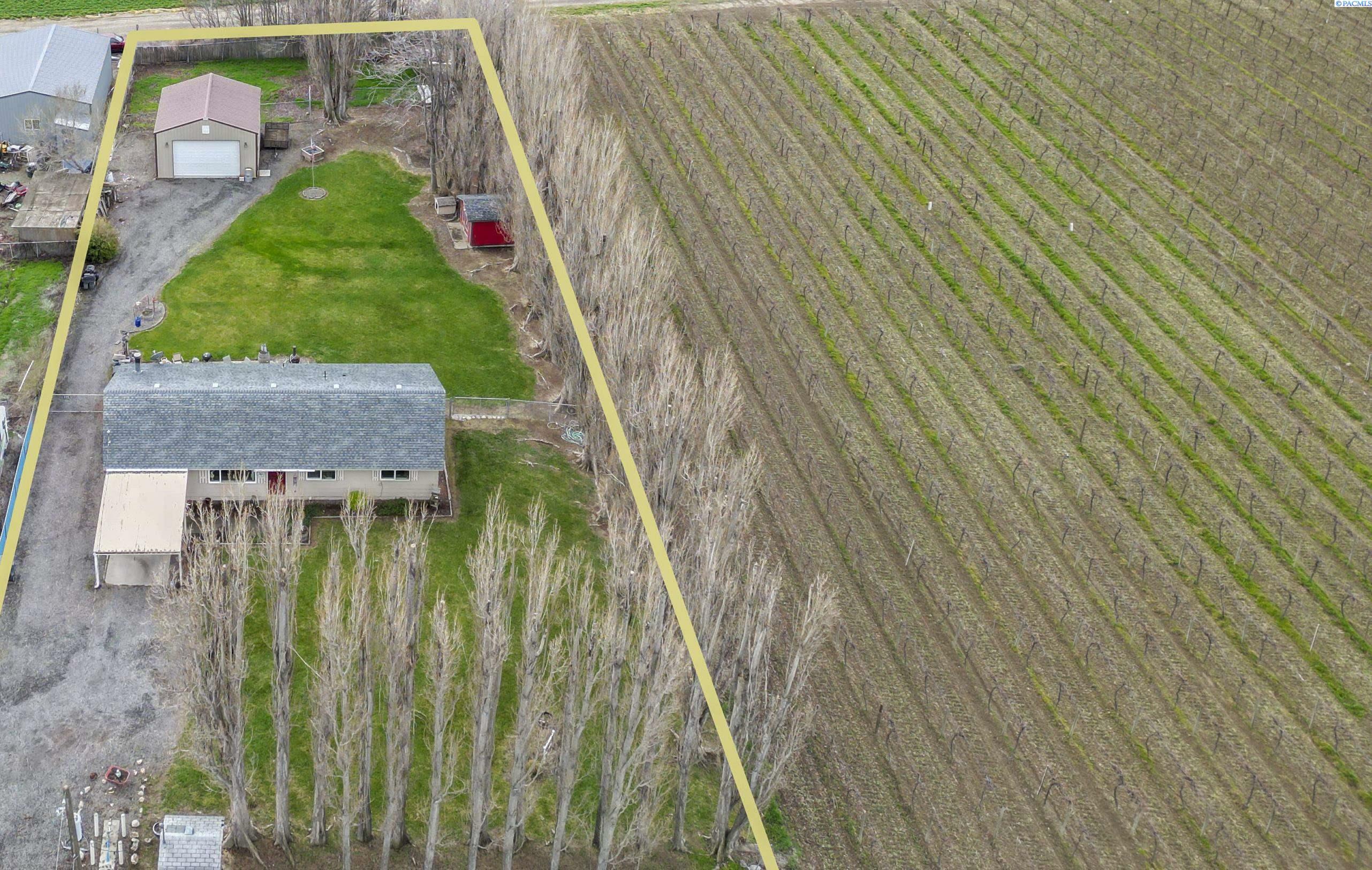 Property Photo: 4302 Independence Road WA 98944