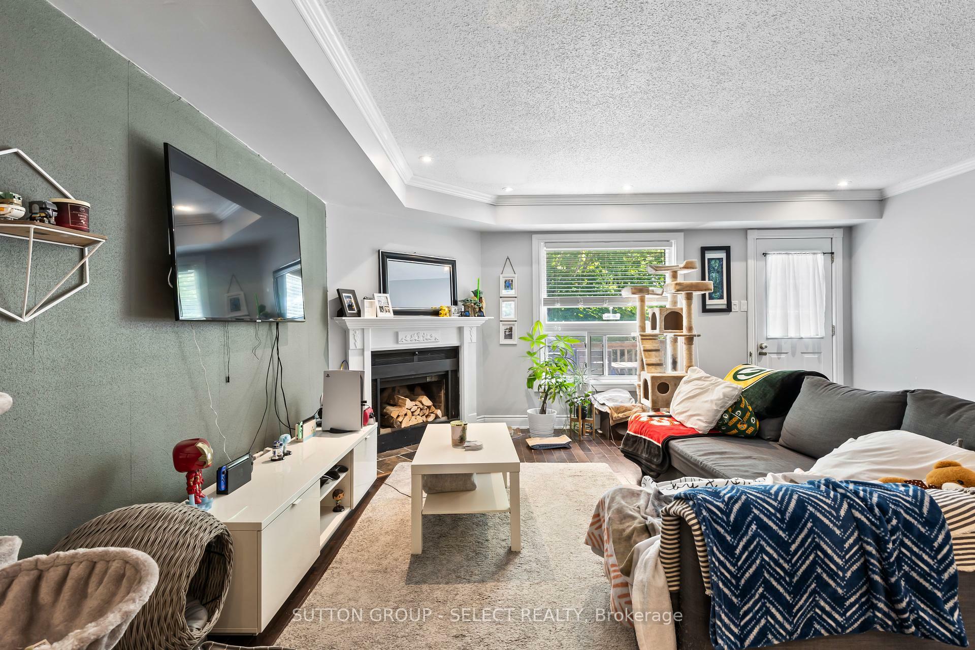 Property Photo: 1786 Attawandaron Road 35 ON N6G 3N1