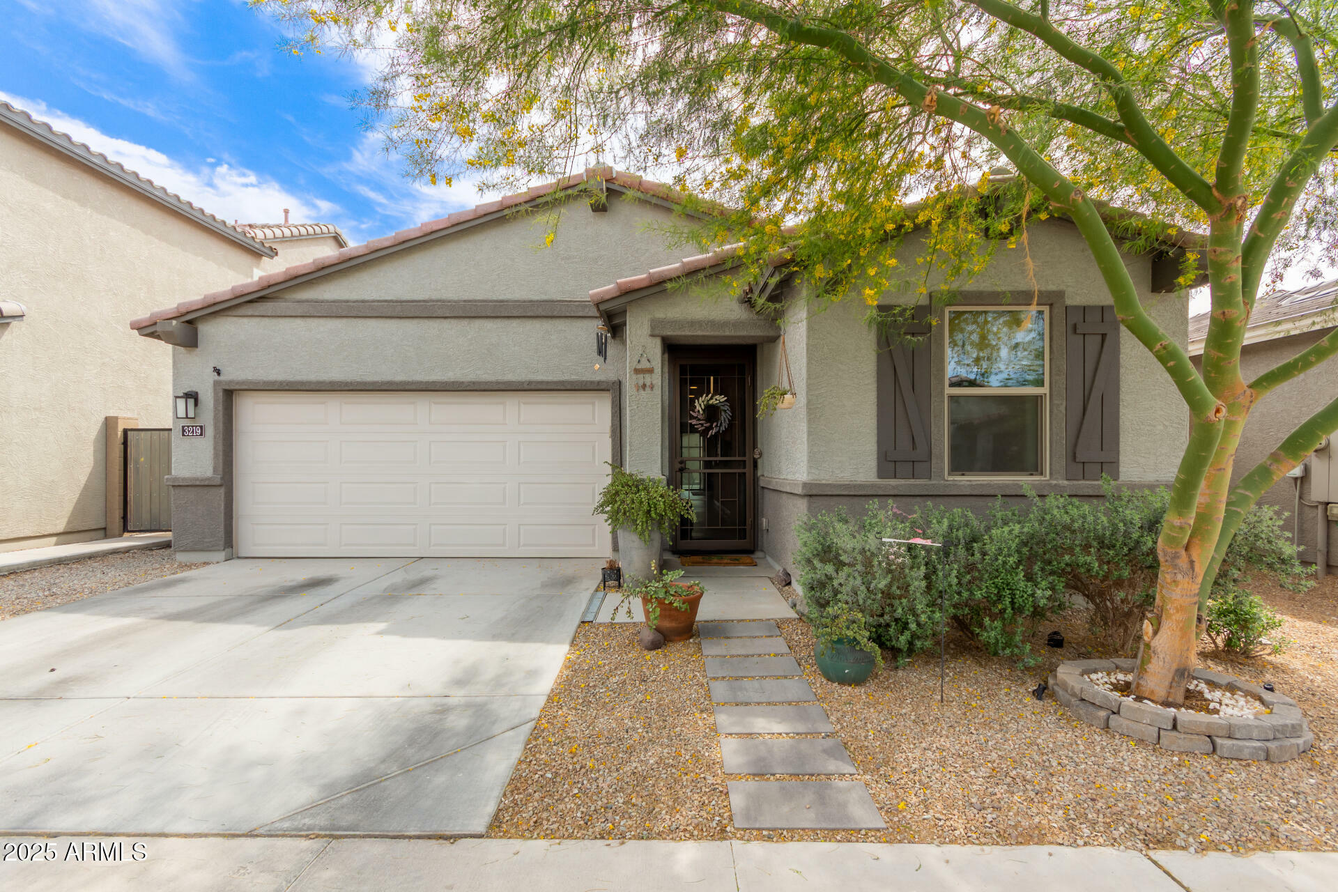 Property Photo: 3219 W Pollack Street AZ 85041