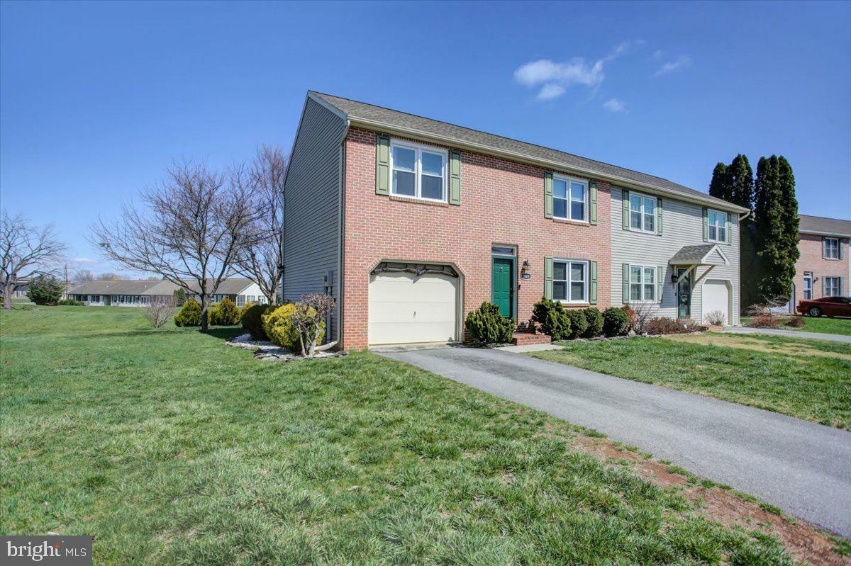 Property Photo:  2005 Clinton Avenue  PA 17201 