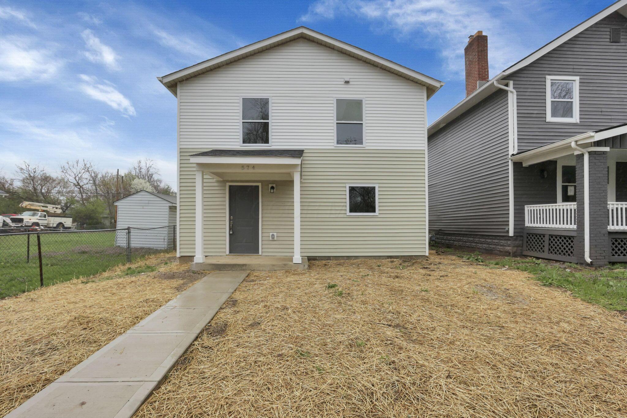 Property Photo:  574 Koebel Avenue  OH 43207 