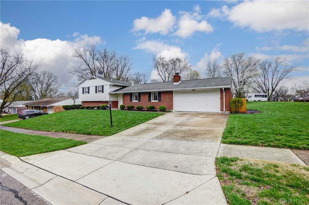 Property Photo: 6949 Michelle Place OH 45322