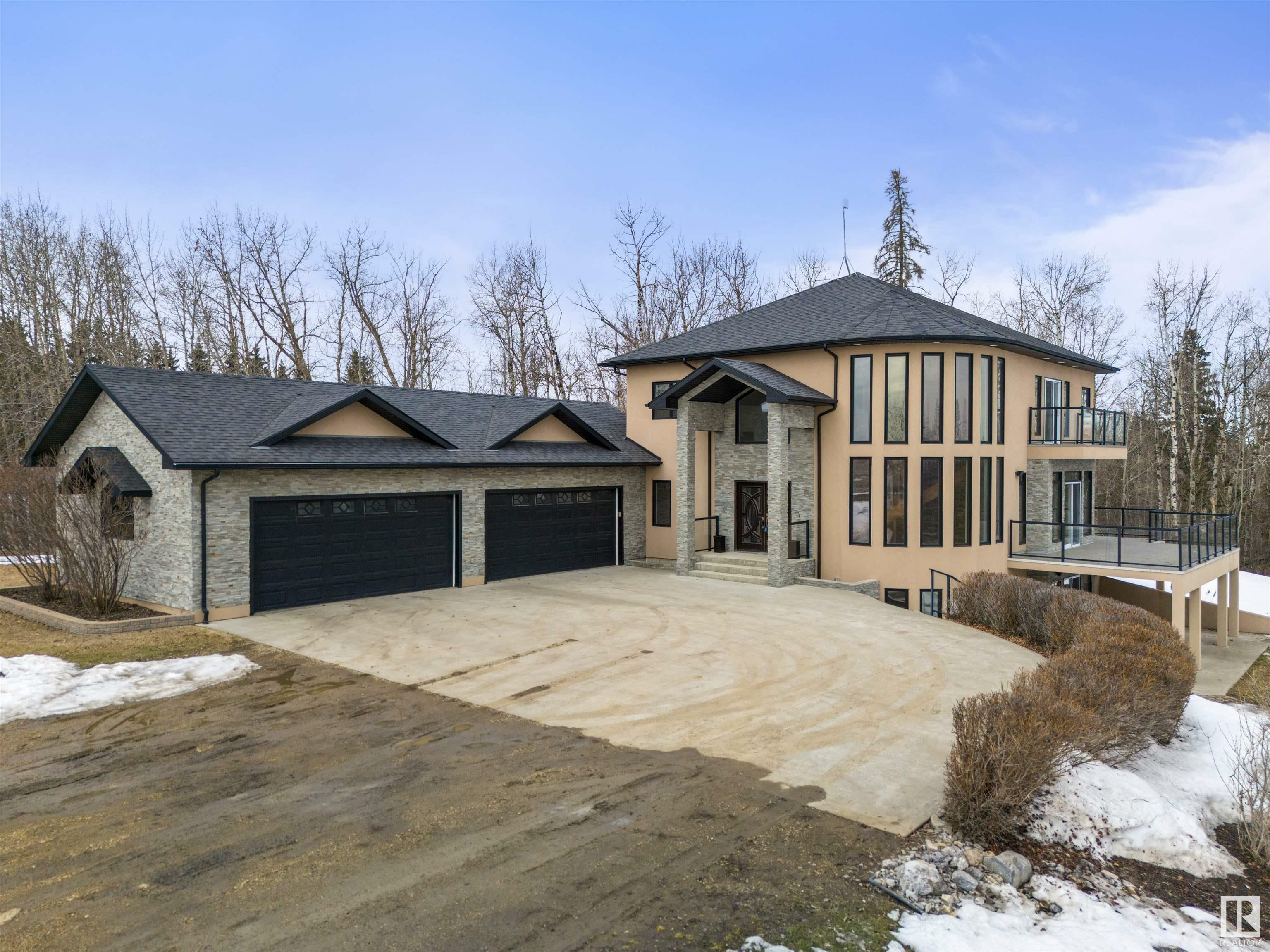 Property Photo: 16910 44 Avenue SW AB T6Y 0J2