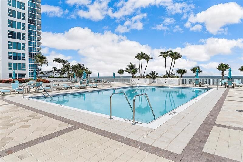 Property Photo: 1620 S Ocean Blvd 15J FL 33062