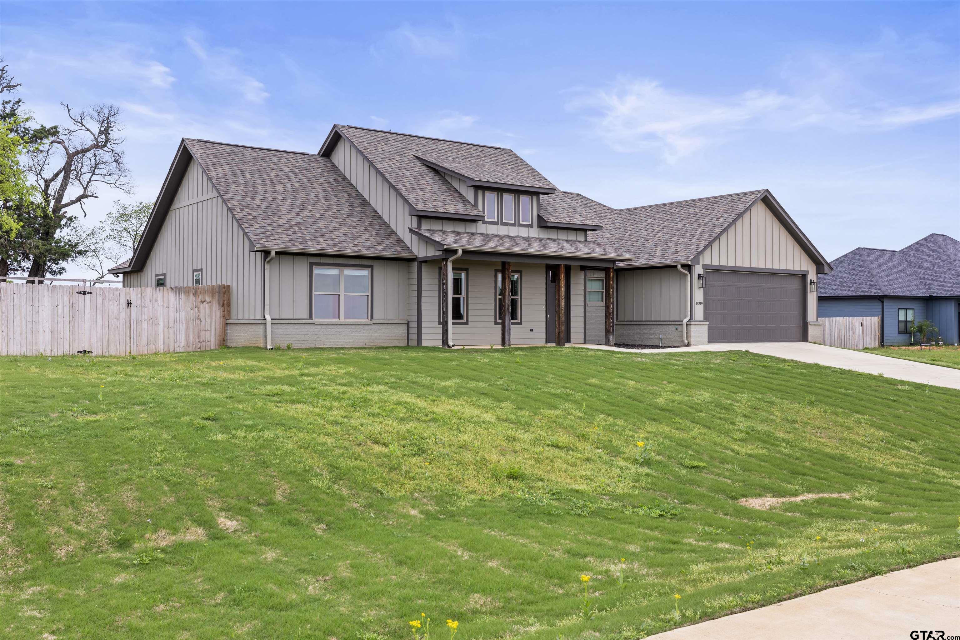 Property Photo: 16219 Tulare TX 75771