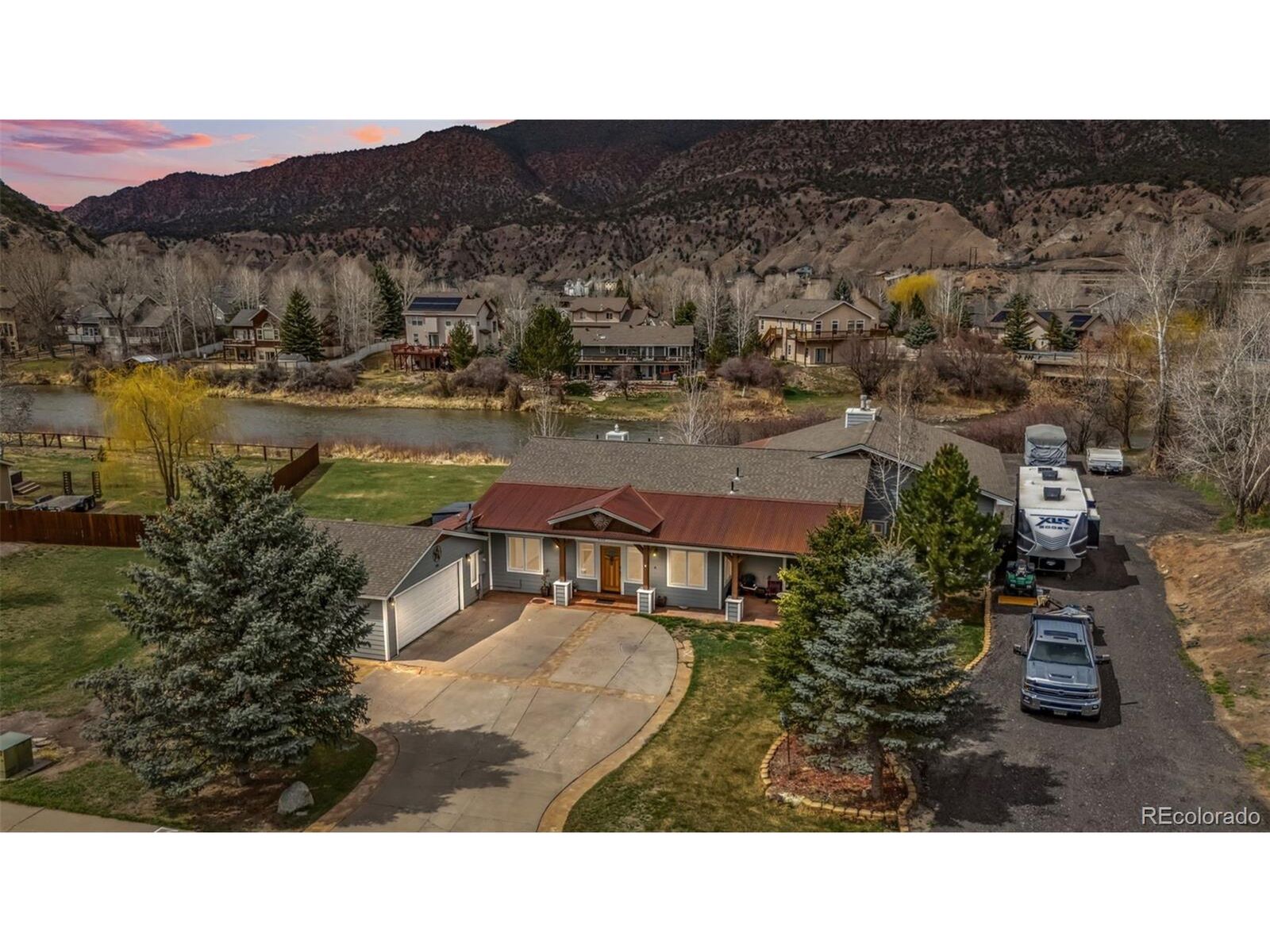 Property Photo:  510 Park View Ln  CO 81637 