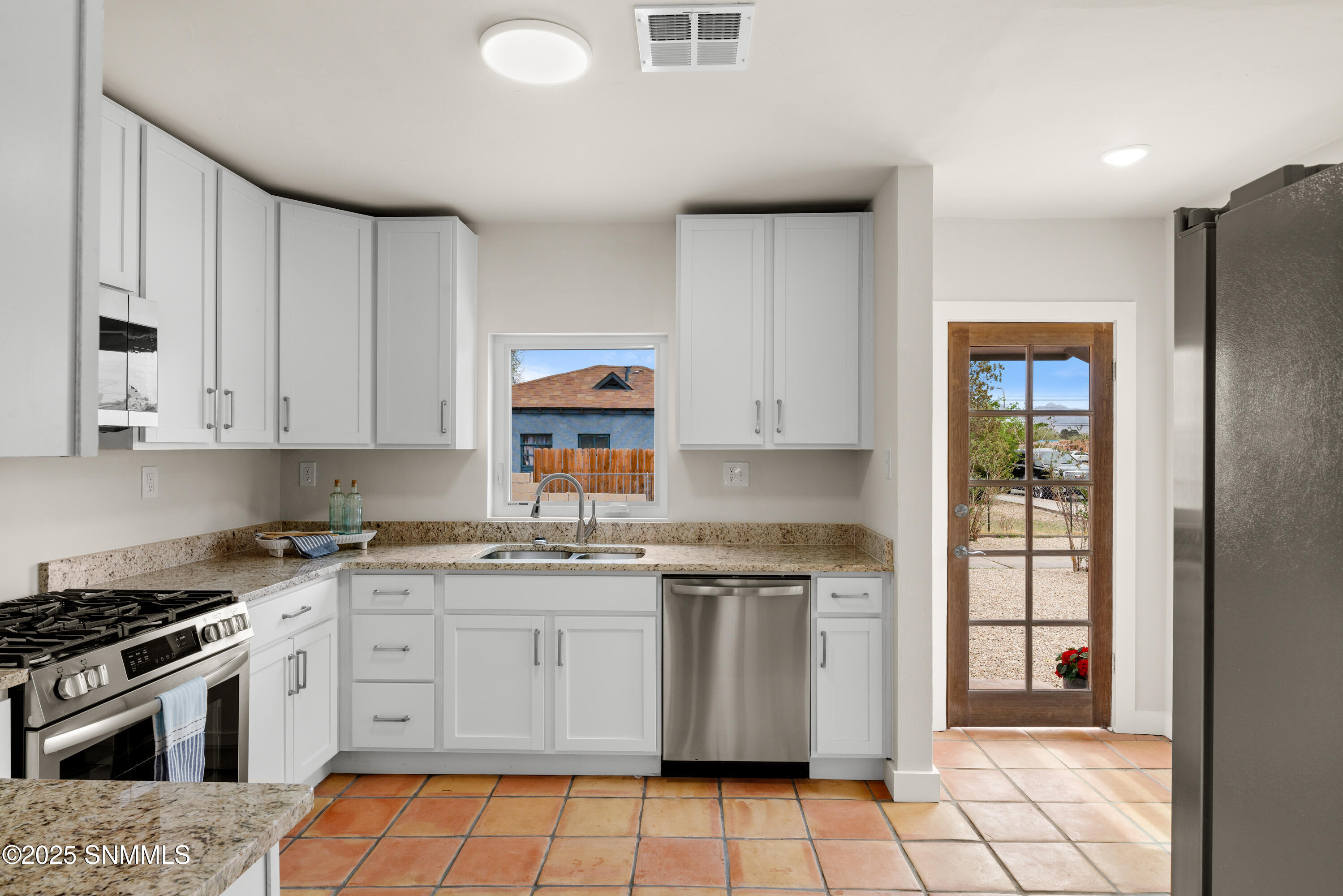 Property Photo: 318 Linda Vista Road NM 88005