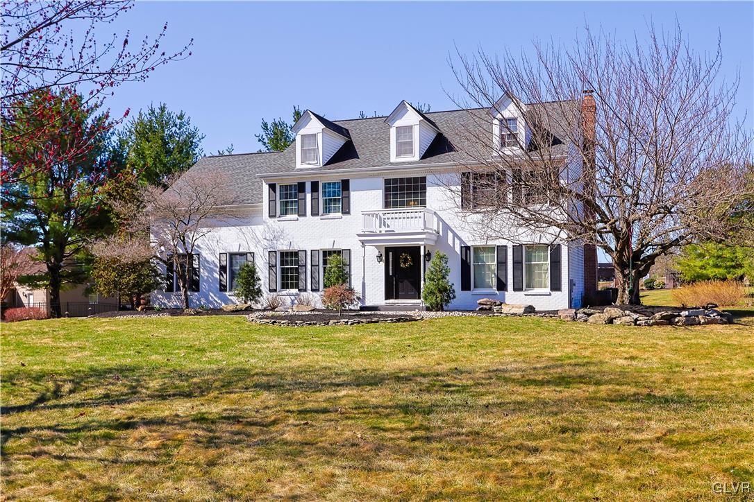 Property Photo:  8348 Pheasant Run  PA 18051 