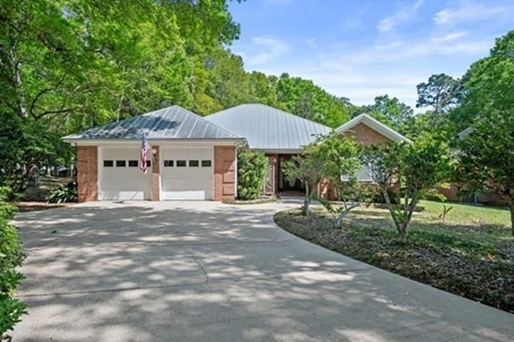 Property Photo:  608 Bon Secour Street  AL 36532 