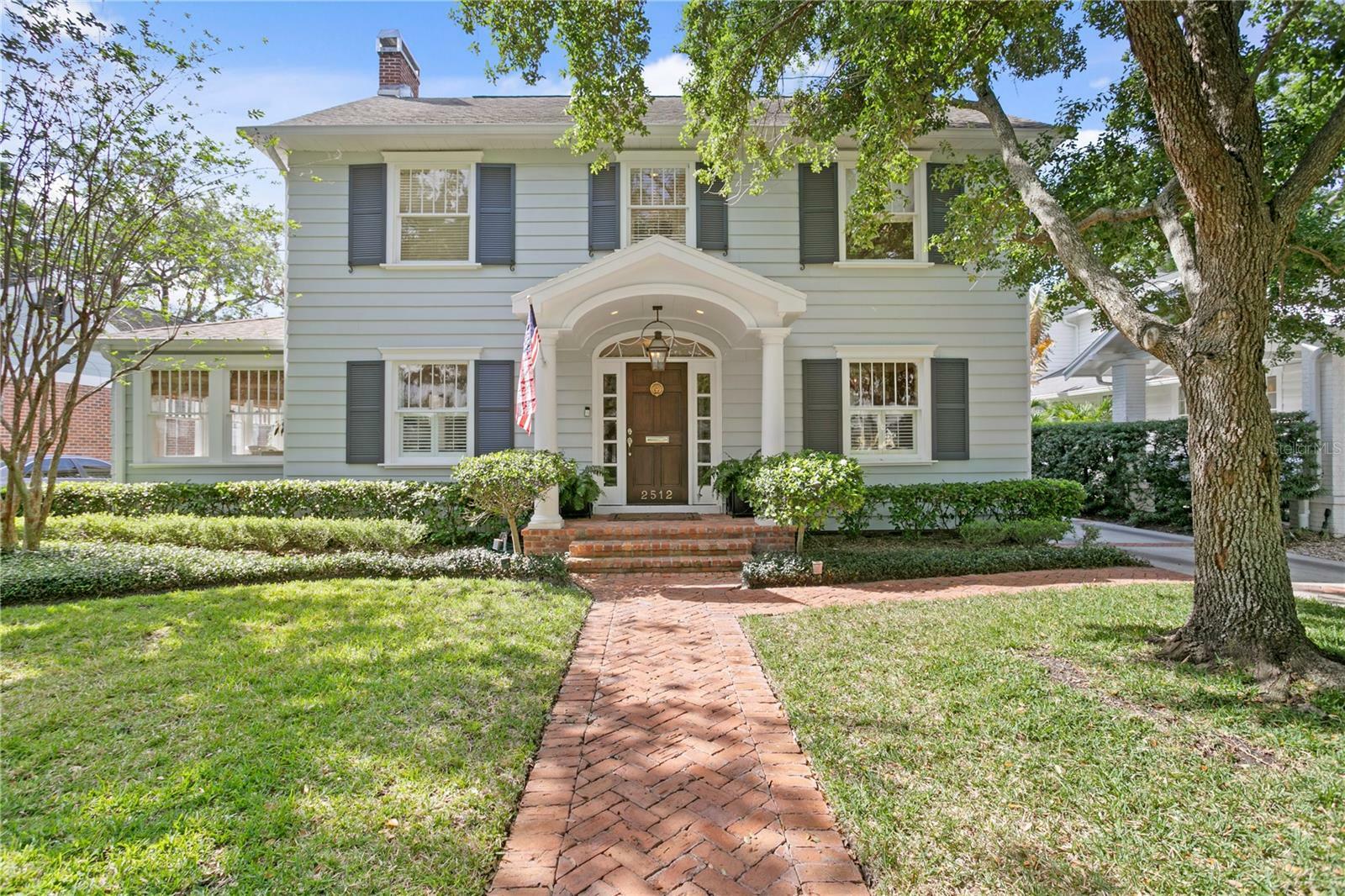 Property Photo: 2512 W Sunset Drive FL 33629