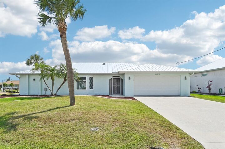 Property Photo:  5194 Cooper Terrace  FL 33981 