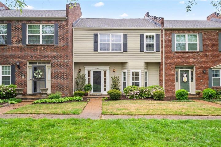 8157 Hunters Grove Ln  Germantown TN 38138 photo