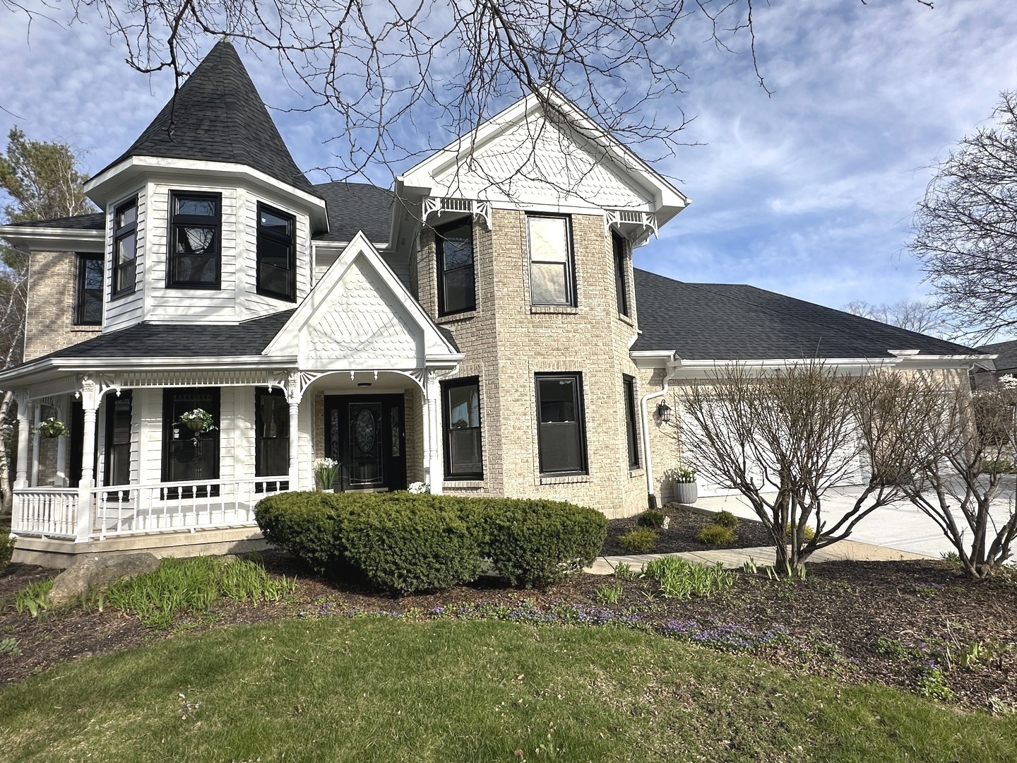1596 Pine Lake Drive  Naperville IL 60564 photo