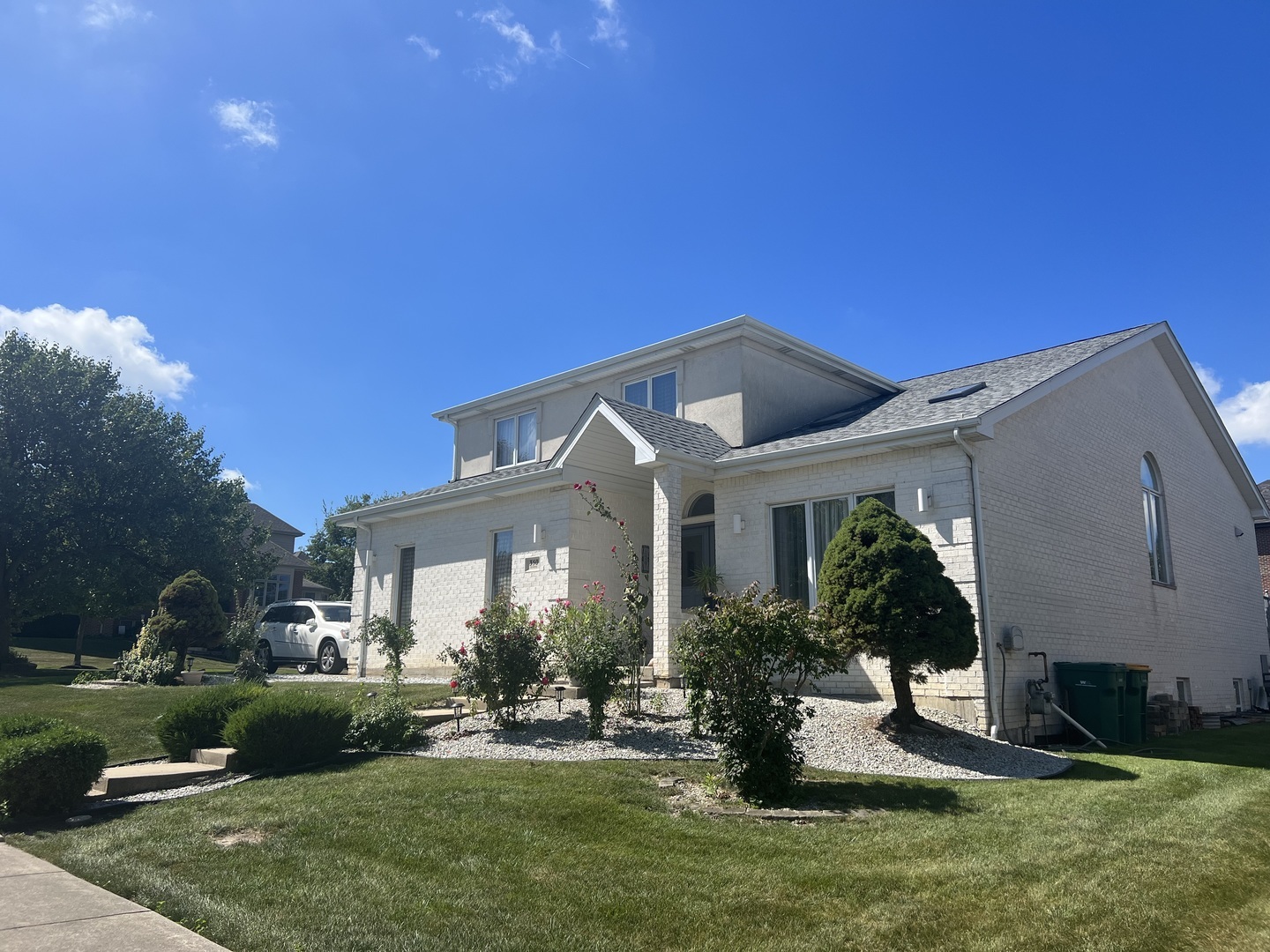 Property Photo: 350 Kromray Road IL 60439