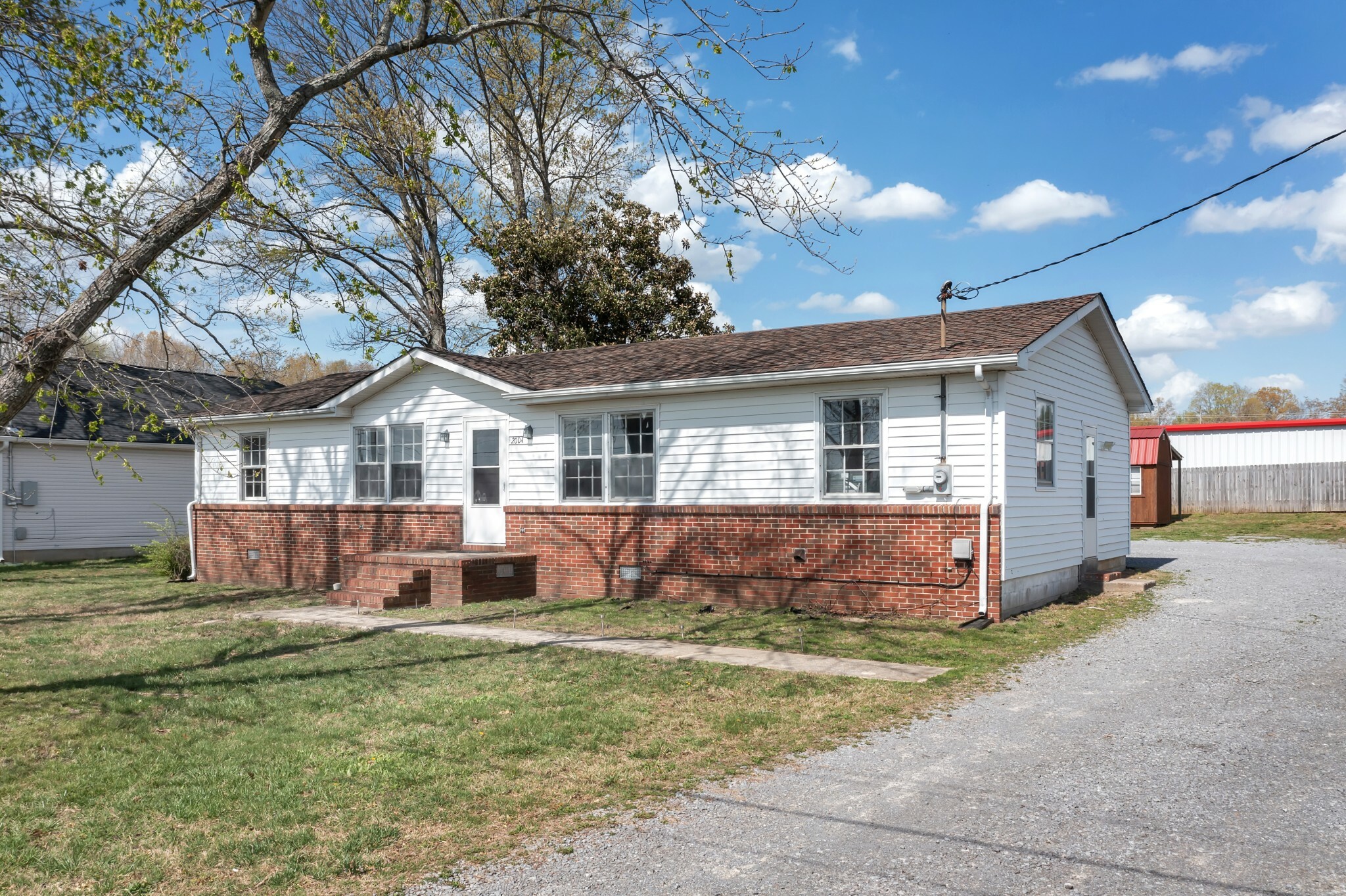 Property Photo: 2004 Washington Ct TN 37388