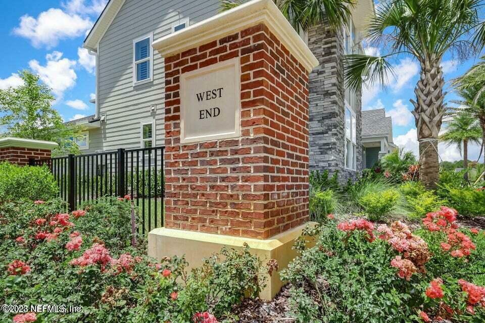 Property Photo: 290 Millenia Drive FL 32081