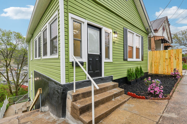 Property Photo: 17 Parkview Avenue KY 41071