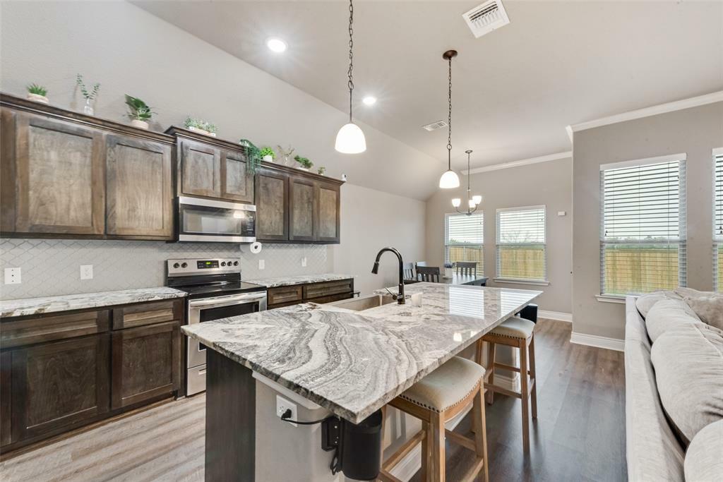 Property Photo: 107 Apache Drive TX 75402