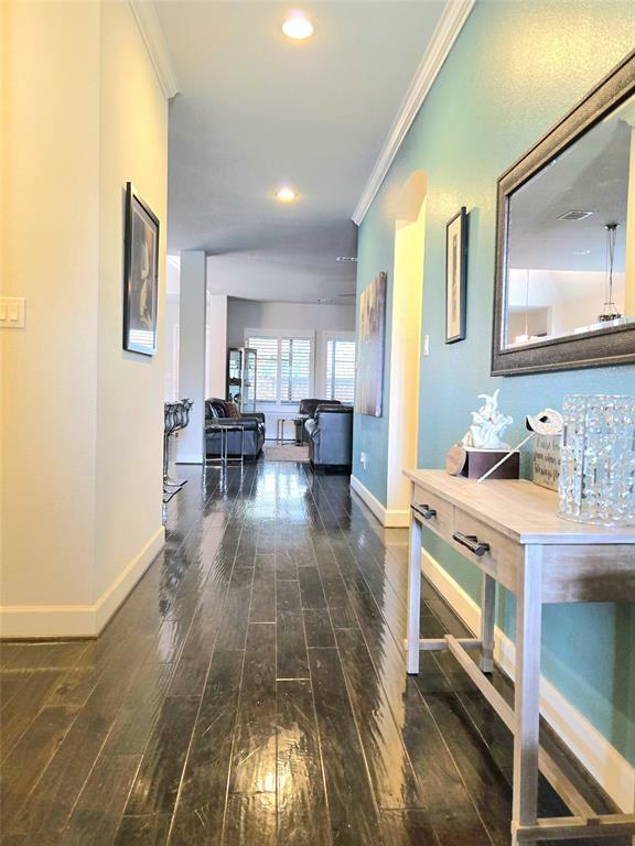 Property Photo: 1214 Norwood Street TX 76063