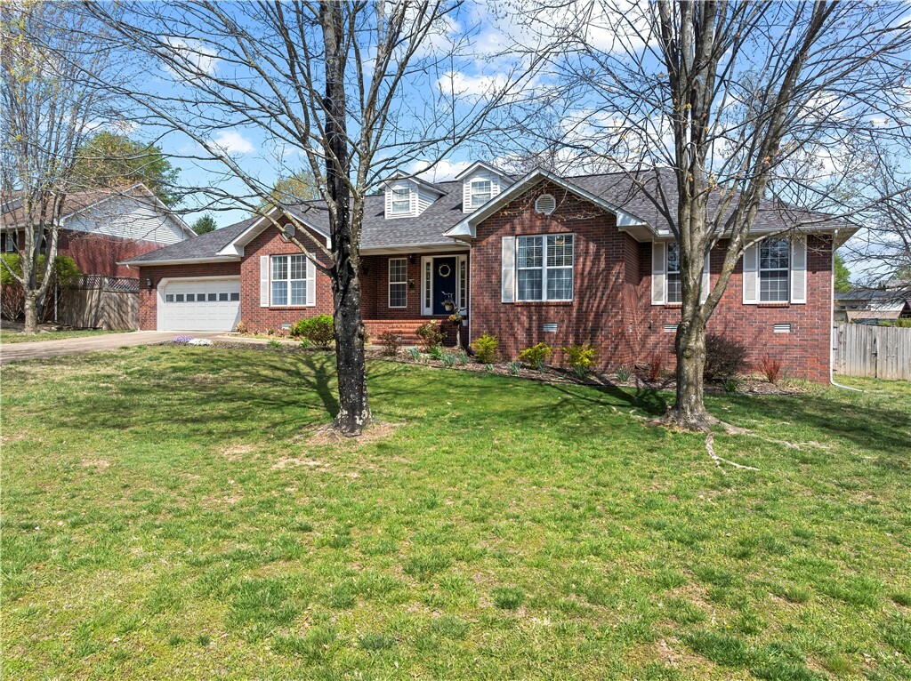 Property Photo: 1213 Rogers Avenue AR 72601