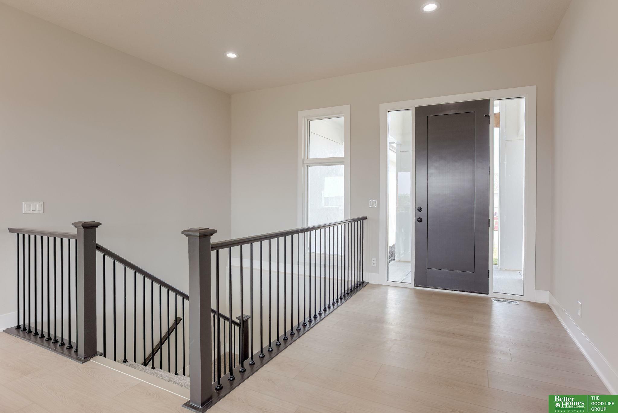 Property Photo: 5708 N 198th Street NE 68022