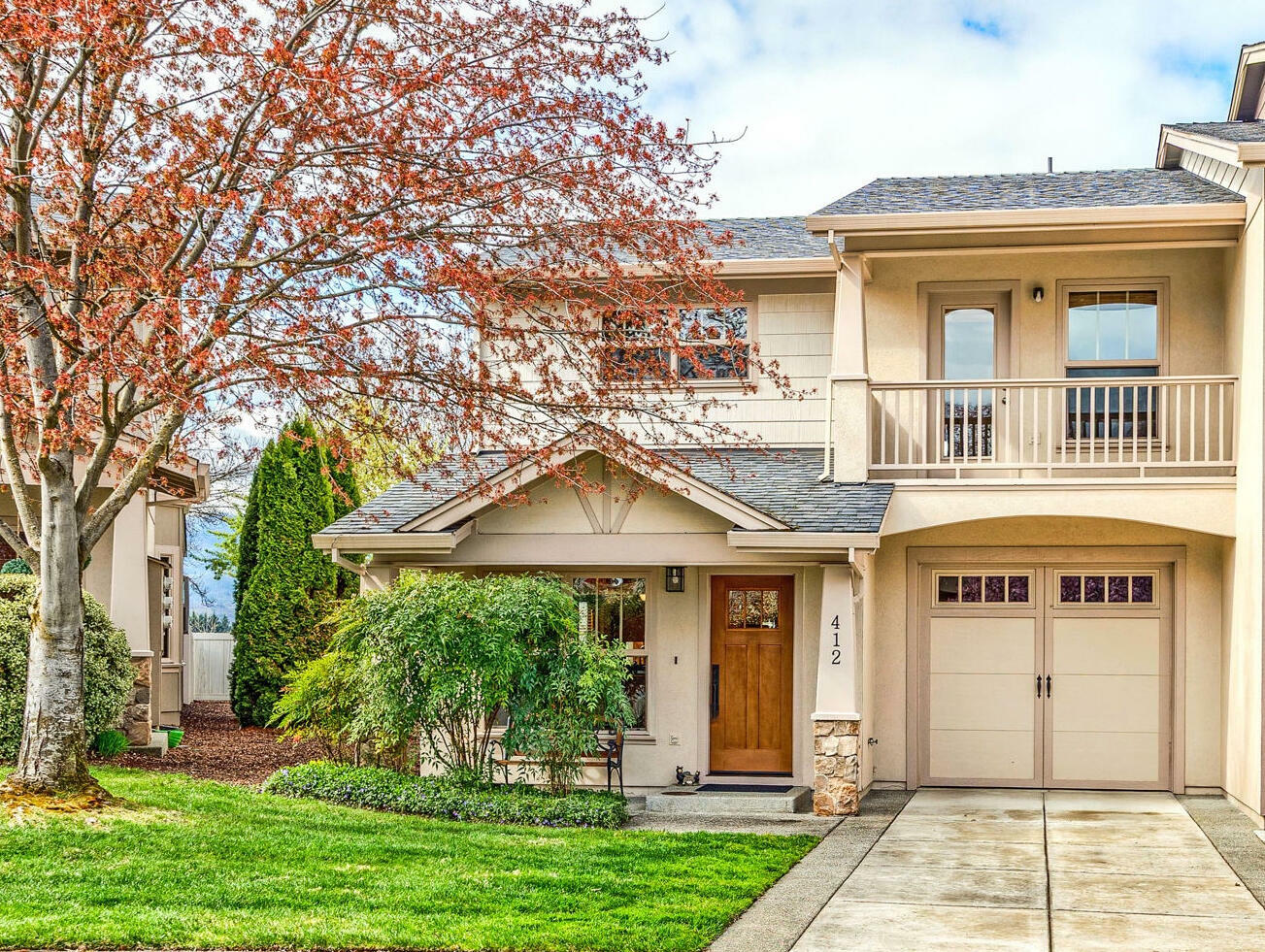 Property Photo: 3126 Alameda Street 412 OR 97504
