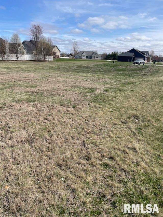 Property Photo:  1807 W Keystone Court  IL 61523 