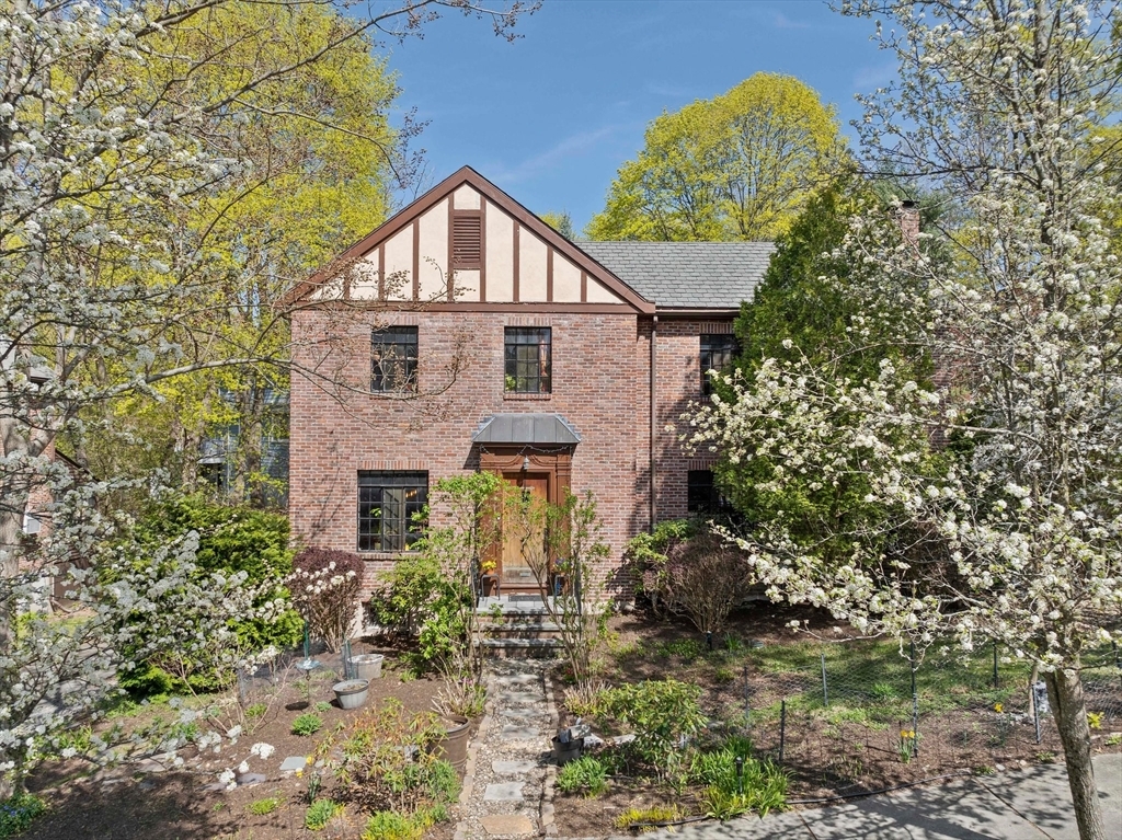 Property Photo: 56 West Boulevard Rd MA 02459
