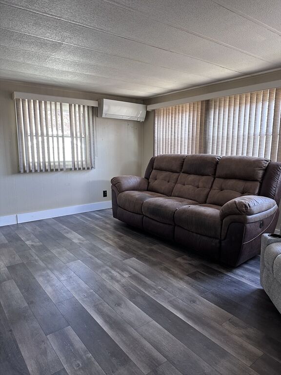 Property Photo:  23 Shelly Ln  MA 01752 