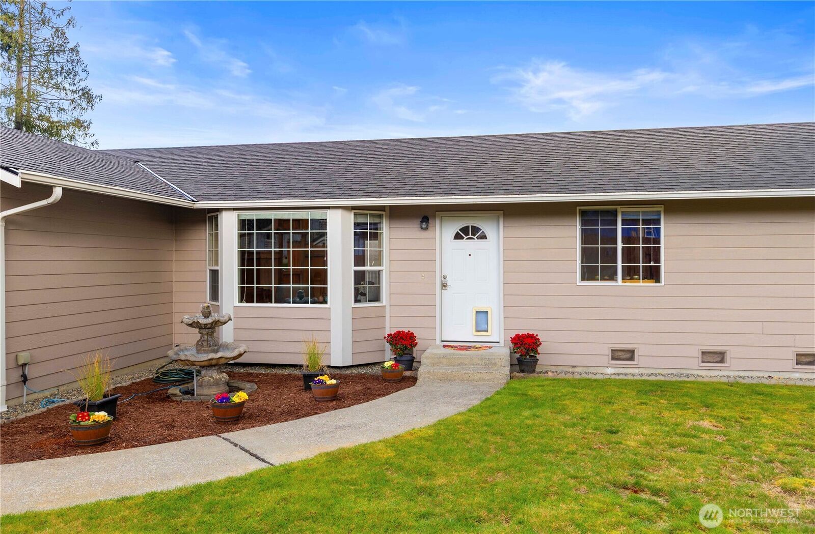 Property Photo: 6929 Highland Drive WA 98203