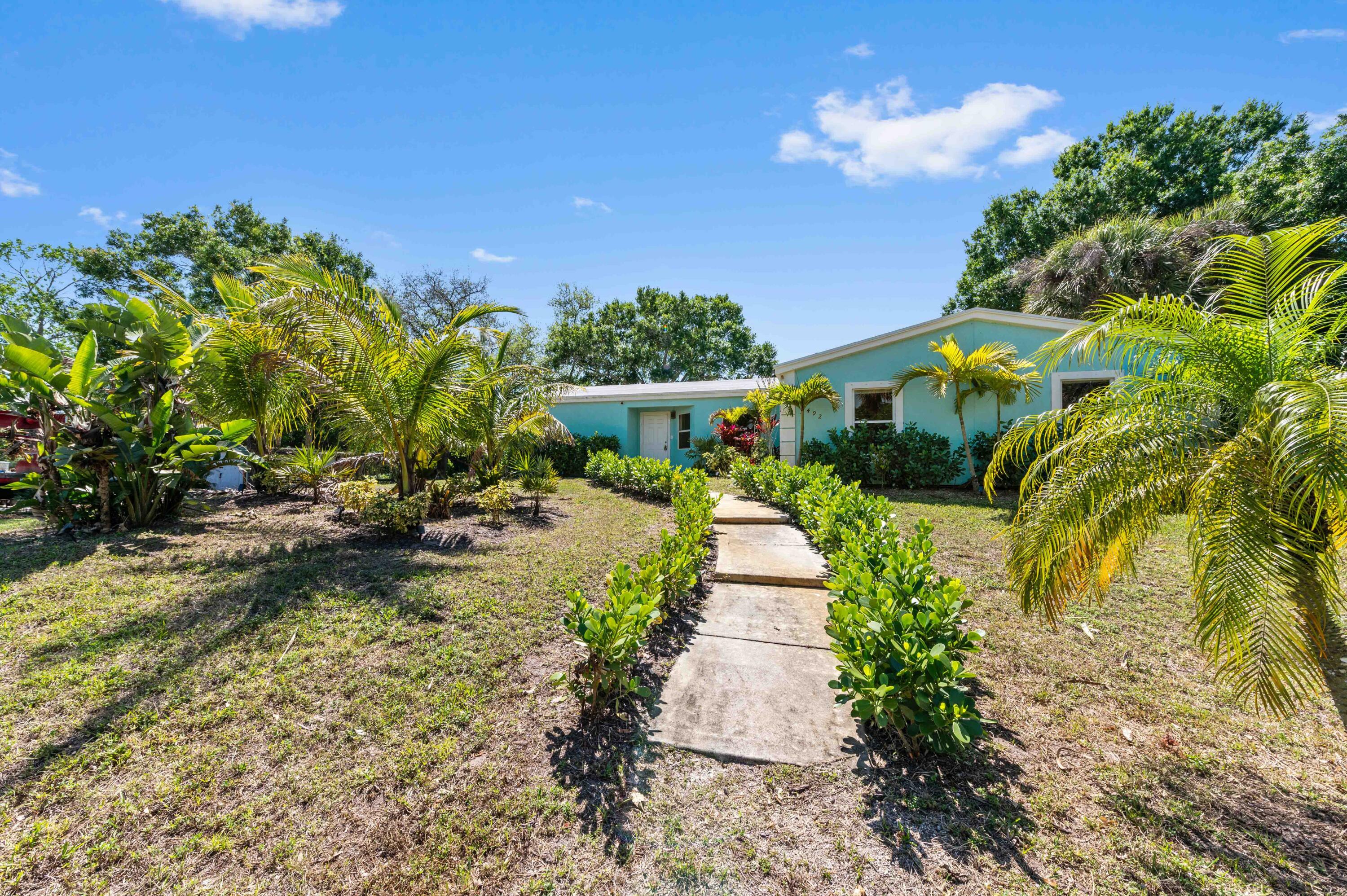 Property Photo: 7492 SW 40th Terrace FL 34990