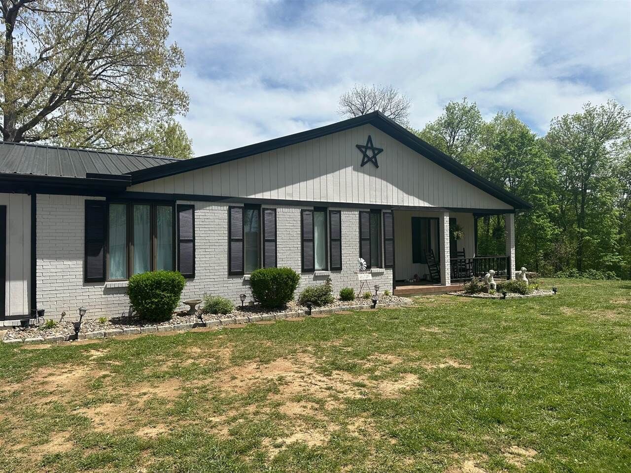 Property Photo:  123 Trappers Trail  KY 42141 