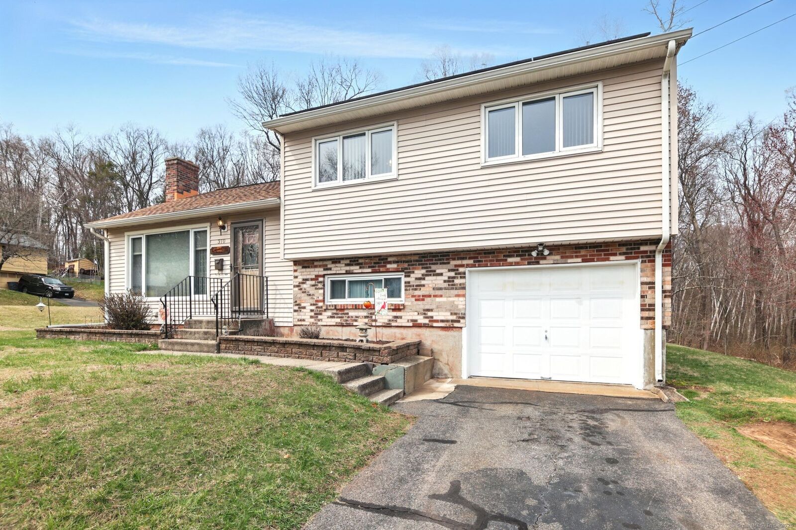 Property Photo:  310 Jackson Road  CT 06082 