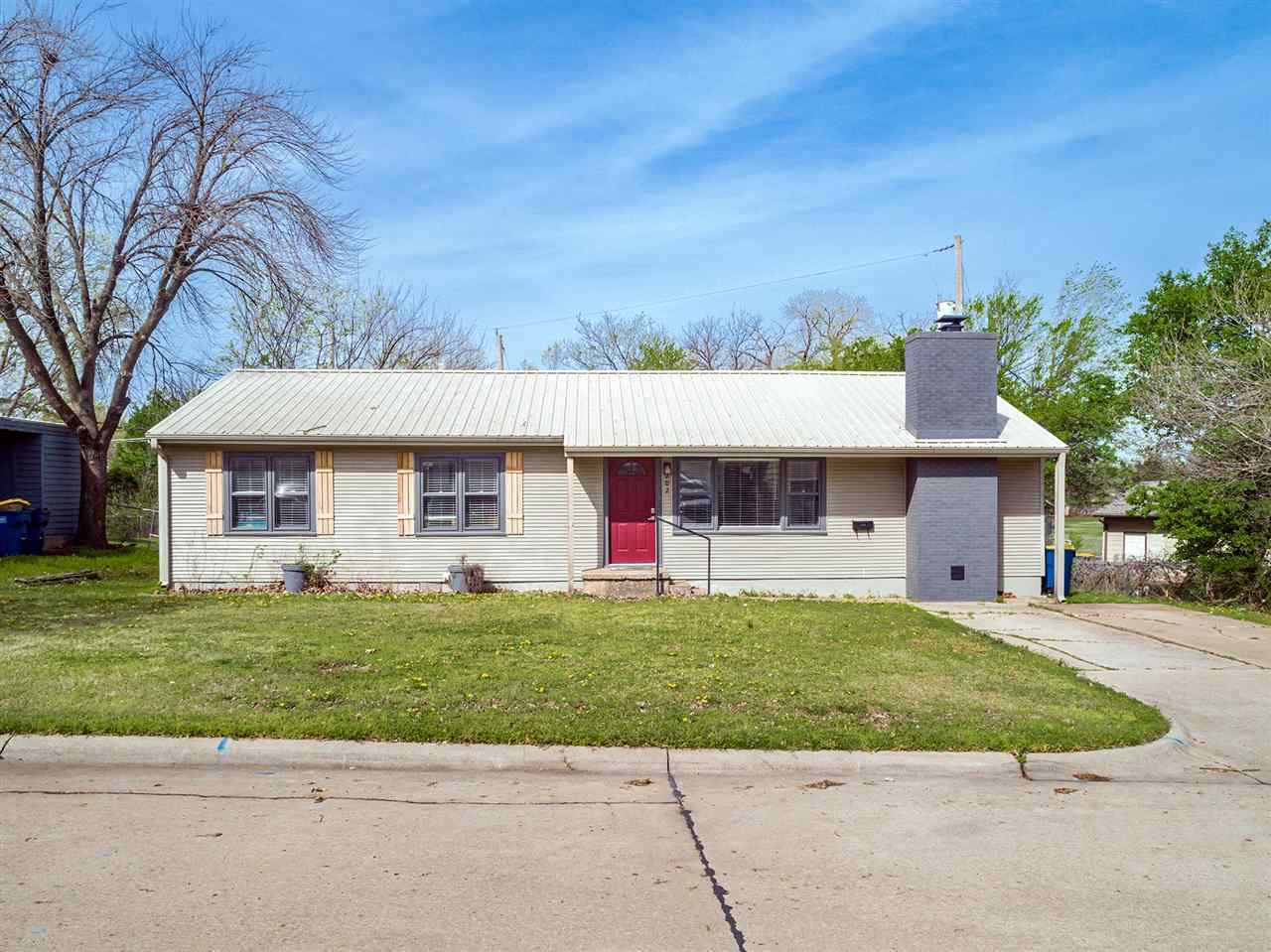 Property Photo: 202 S Marshall Street OK 74074