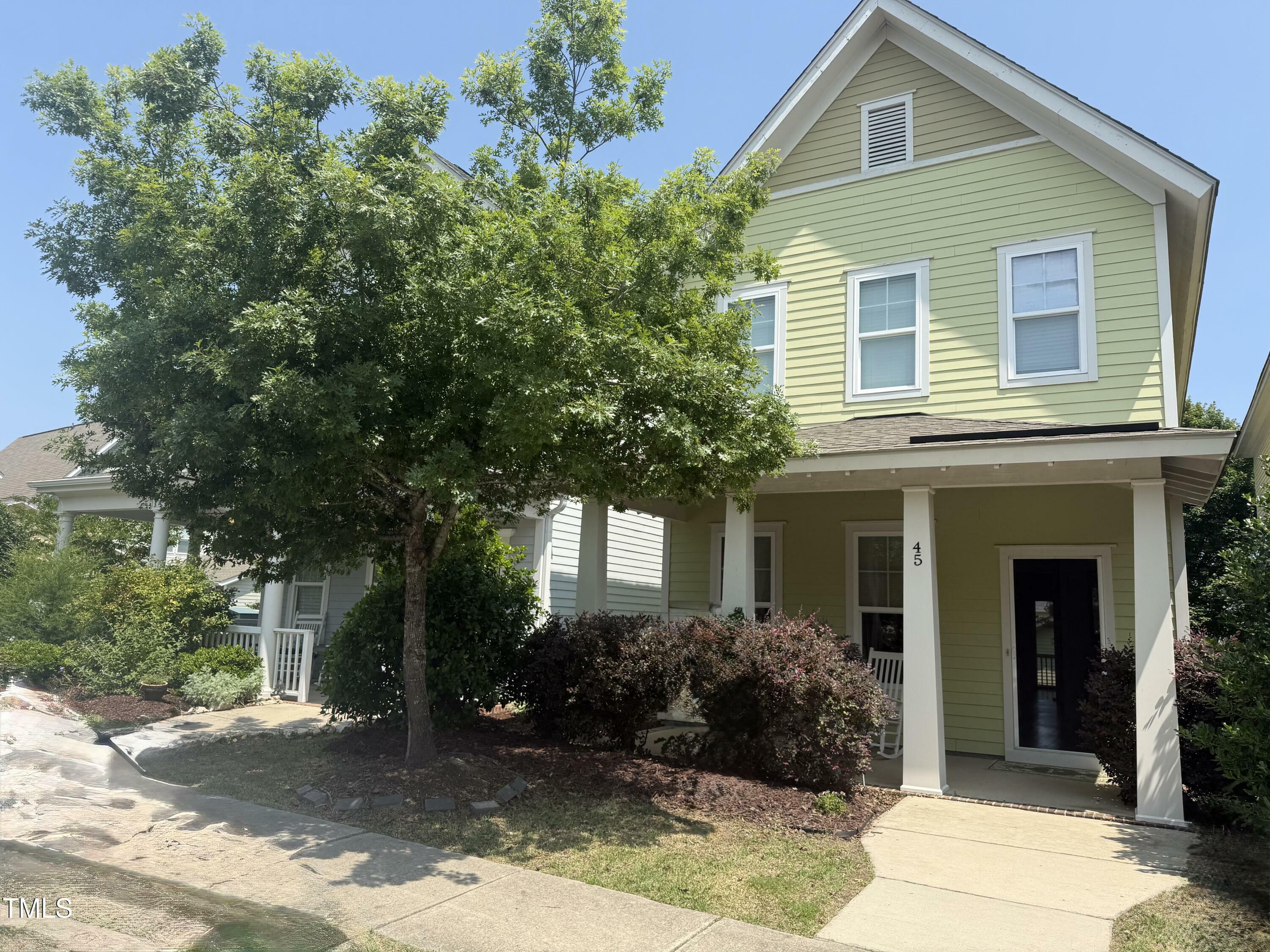Property Photo: 45 Summersweet Lane NC 27516