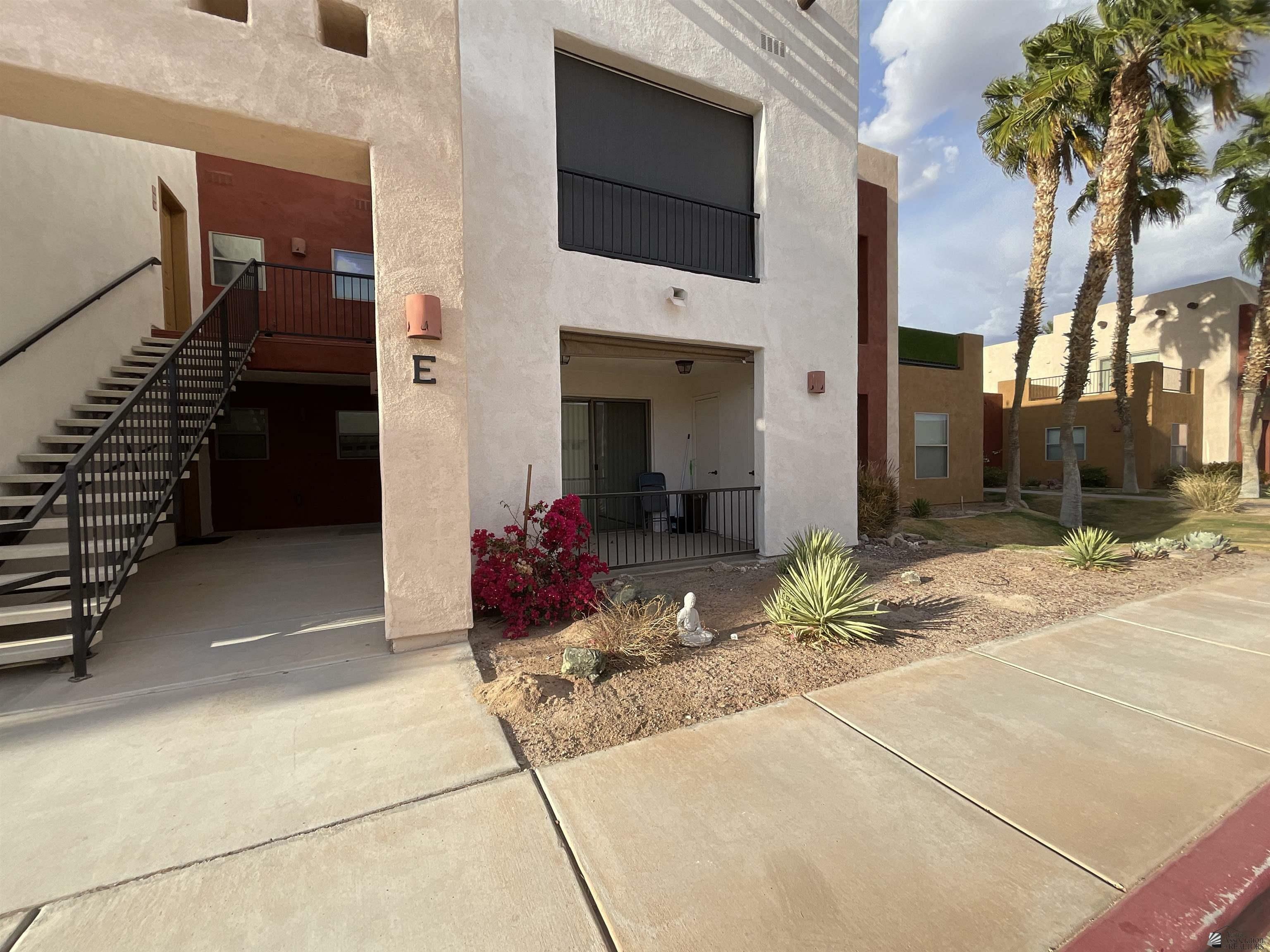 Property Photo: 29217 Sage Ave E104 AZ 85356