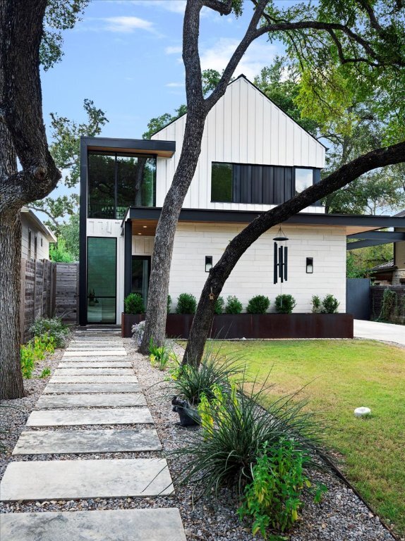 Property Photo:  3313 Bonnie Road  TX 78703 