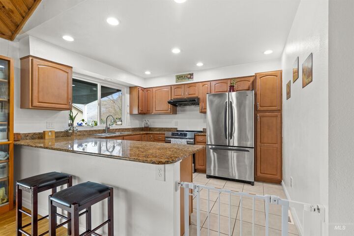 Property Photo:  3655 Country Club Ct  ID 83501-9602 