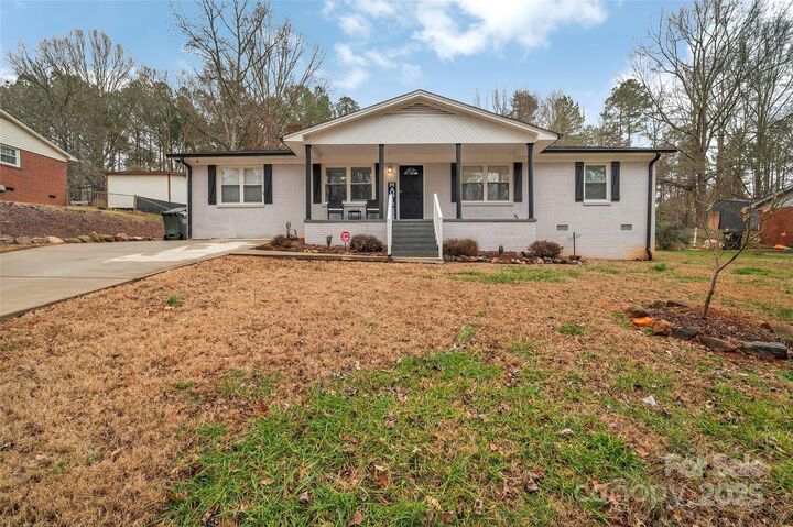 140 Wandering Lane  Bessemer City NC 28016 photo