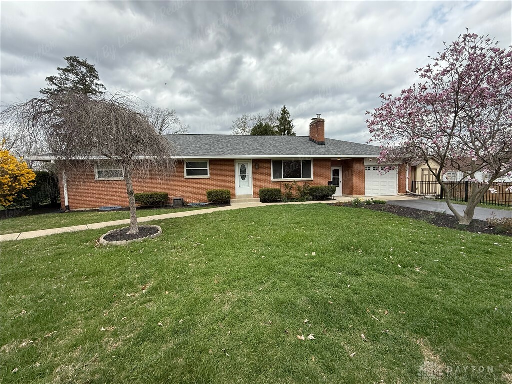 Property Photo: 3250 Shroyer Road OH 45429