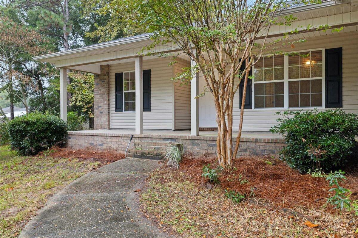Property Photo: 3140 Skyline Drive FL 32539