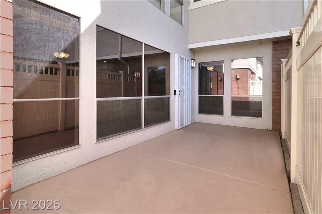 Property Photo: 697 Oakmont Avenue 3311 NV 89109