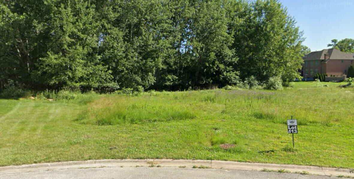Property Photo:  1023 Kensington Court  IN 46375 